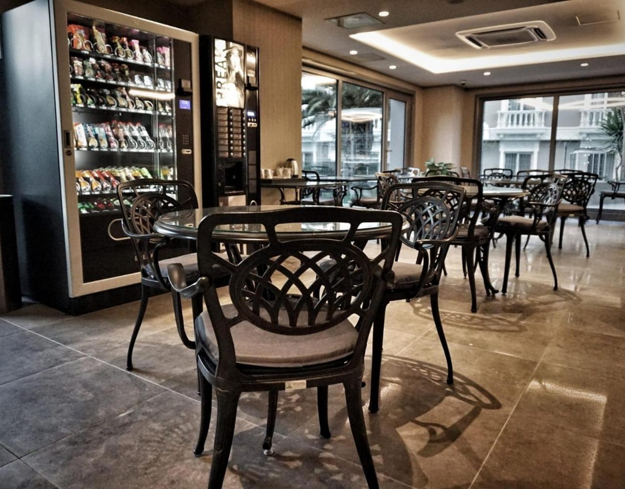 Eresin Hotels Express Istanbul Exterior photo